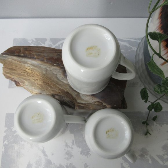 3 Porcelain Mugs Norman Rockwell Collection by Giftcraft, Canada Toronto - Picture 9 of 11